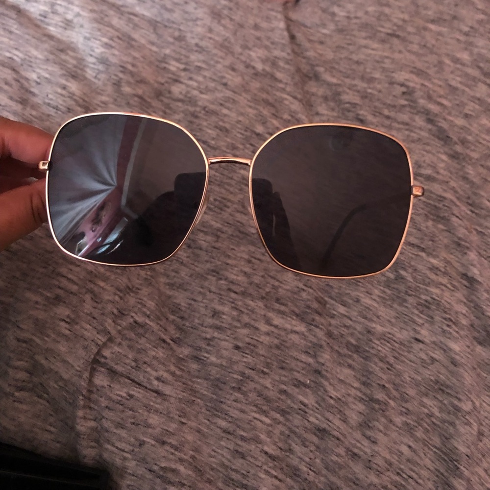 Urban outfitters glasses